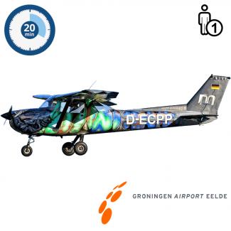 Proefles | Vliegles | Rondvlucht Cessna 150 Aerobat Groningen Airport Eelde (20 minuten)